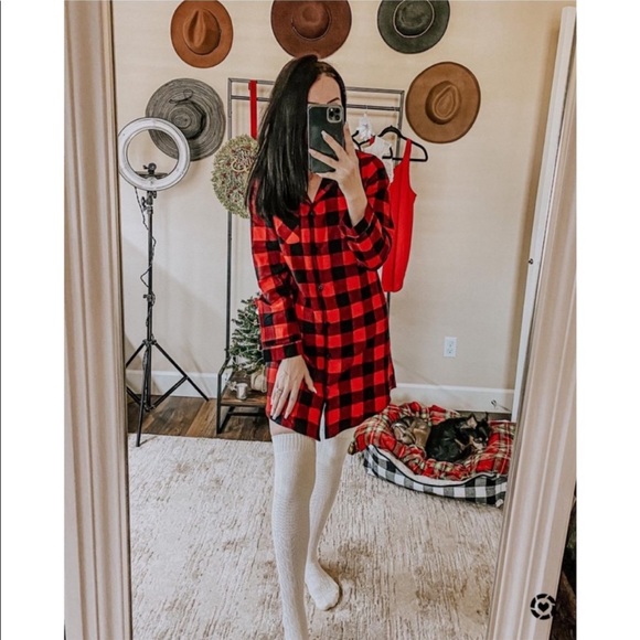 Womens Christmas plaid 1piece pajamas button up - Picture 4 of 4